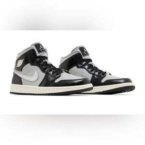 Women’s Air Jordan 1 Mid SE ‘Black Chrome